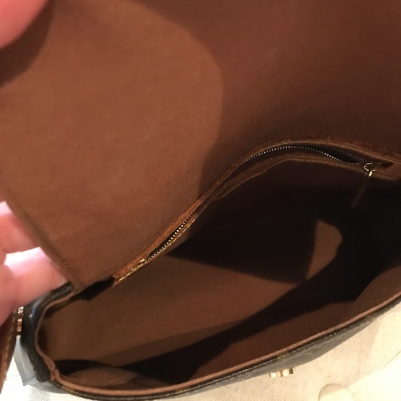 Louis Vuitton mini flap Bag - Picture 6 of 7